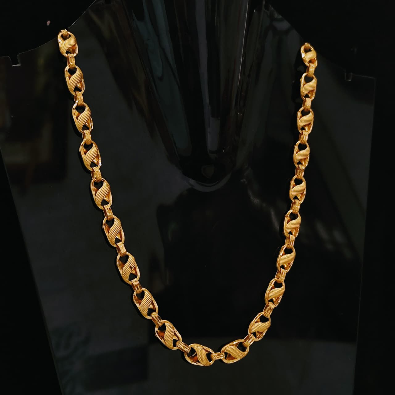 Classic Gold Necklace
